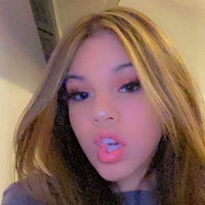 Meet your Posher, Jazmine